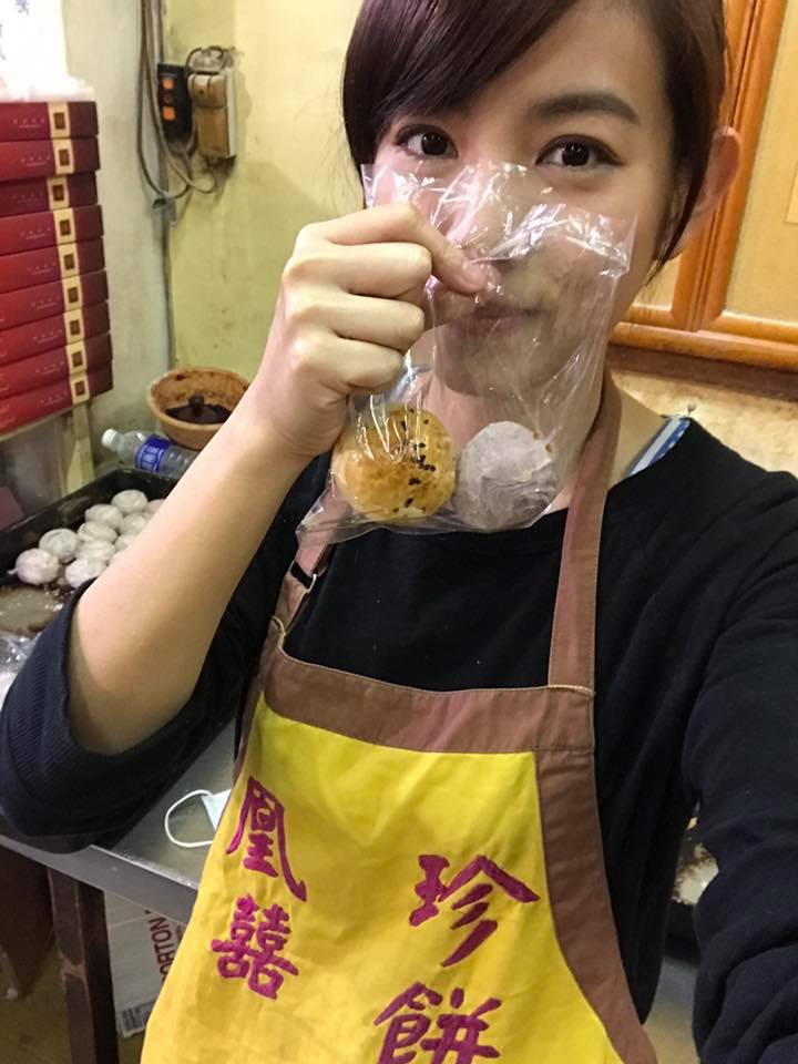 米可白淚憶童年「媽幫傭爸釣魚」為籌學費　「每年回娘家幫做餅」不忘初衷孝敬父母