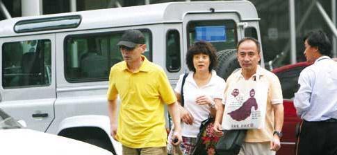 葛優「寵老婆30年」至今仍膝下無子　「沒拍戲就在家陪妻」過著人人稱羨的生活