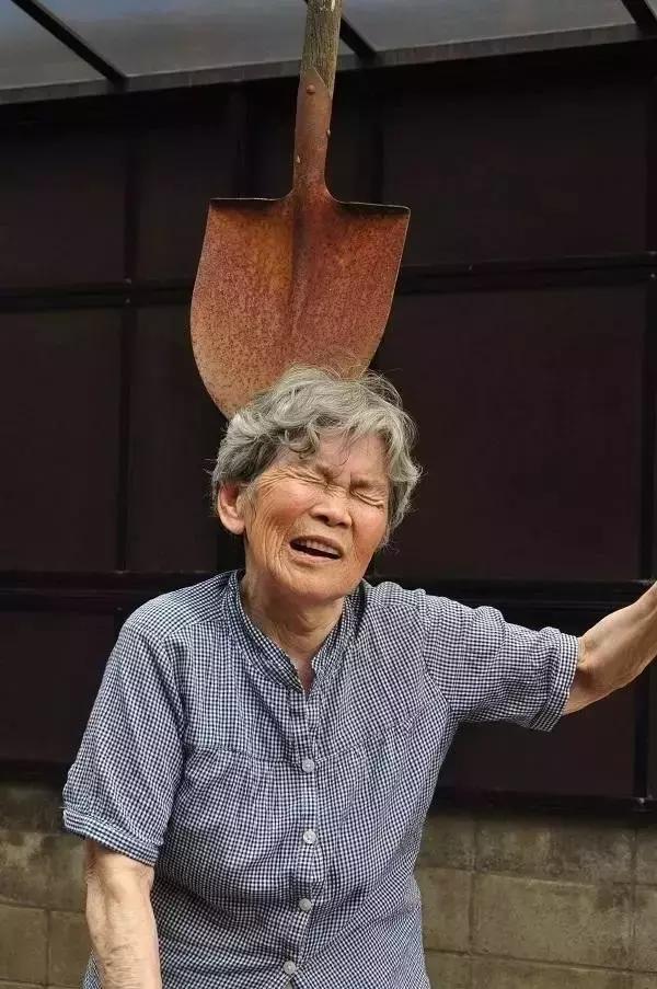 她不只是家庭主婦！「 60歲才識字」76歲成作家  辛苦一生終於「能為理想活」：沒有什麼是太晚的