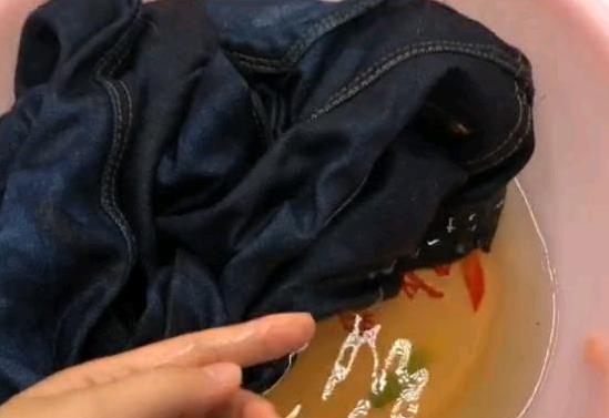 不穿的舊衣服 「不要亂送人」！可惜現在才知道，快告訴身邊人