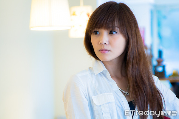 私下差很大！《金家》小三背景遭起底竟是「台大學霸」  高顏質「當過空姐」靠實力闖演藝圈