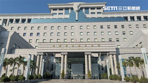 病母「求扶養遭拒」！他訴說「悲慘童年」法官心痛相挺  判決一出眾人讚爆：養的大過天  