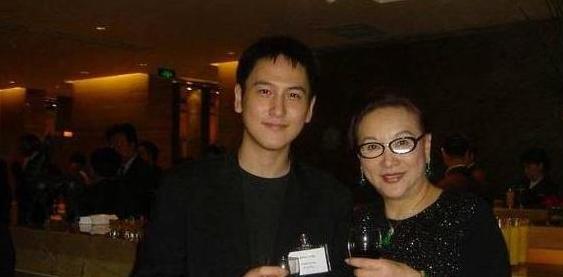 「17歲幫徐楓賺8千萬」成最年輕執行董事　今35歲擁「百億身家」仍單身一人