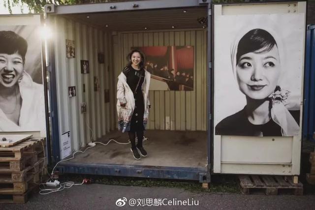 90後美女學霸為滿足虛榮心，和名人拍「假照」，被揭發後却意外獲國際大獎