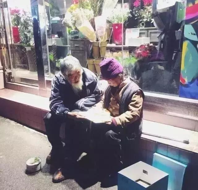 8張愛情最美的樣子！看到最後一張哭慘了：「一生太短，來世還要再相愛」