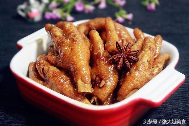 超級下飯的家常菜！最愛「蒜苔炒臘肉」過年必吃，收藏做給親友吃