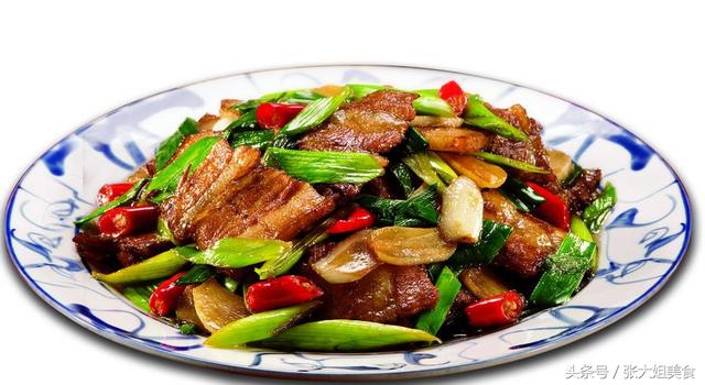 超級下飯的家常菜！最愛「蒜苔炒臘肉」過年必吃，收藏做給親友吃