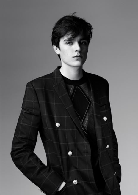 上帝的傑作!憂鬱氣息男當年被封「法國第一美男子」 引退多年「24歲帥兒」曝光網讚:帥過老爸!