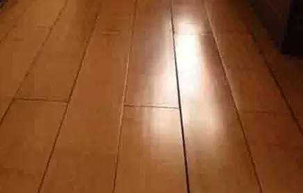 「洗紗窗」不必拆！不用花錢只要5分鐘，整面紗窗清乾乾淨淨