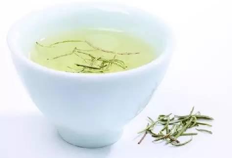 「洗紗窗」不必拆！不用花錢只要5分鐘，整面紗窗清乾乾淨淨