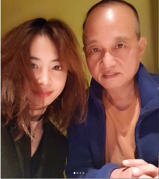 蔡依林爸爸爆「約會3位正妹」幸福左擁右抱　她鬆口嘆：「這次逃不了....」 
