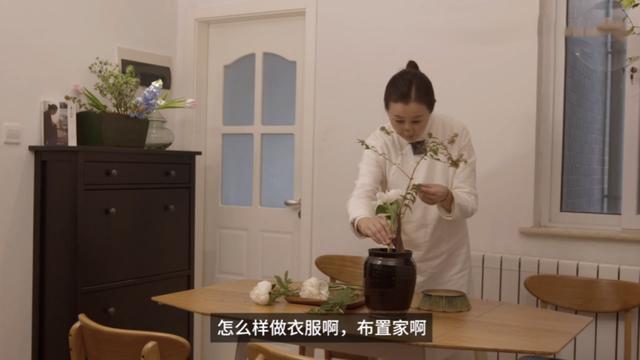 「身價400萬」卻離開都市赴鄉下！孫楠一家六口「月租3200元住30坪民宅」：富裕對孩子沒幫助