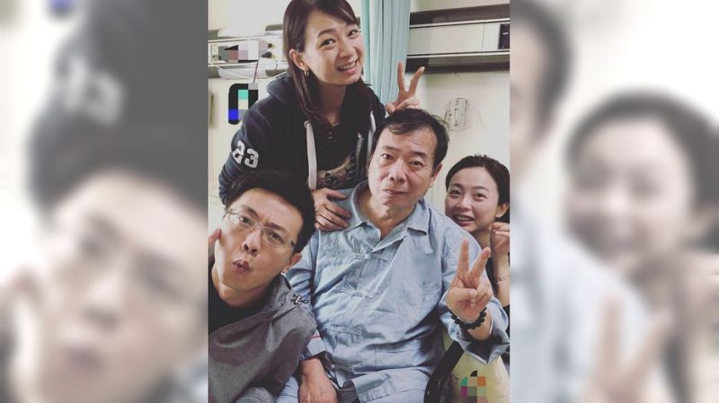 30年不離不棄!廖峻病倒後「澎澎暖心守護他」 連兒子都被感動:「為爸爸付出好多」