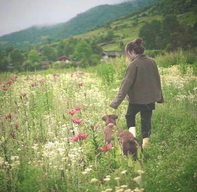 患抑鬱單親女孩「帶媽媽進深山」過田園生活　鼓起勇氣人生「正重新開始」