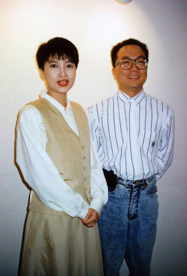 相伴40年卻「從不曬恩愛」！65歲港星痛失愛兒「13年未釋懷」 妻患抑鬱他不離不棄：真愛是安靜的