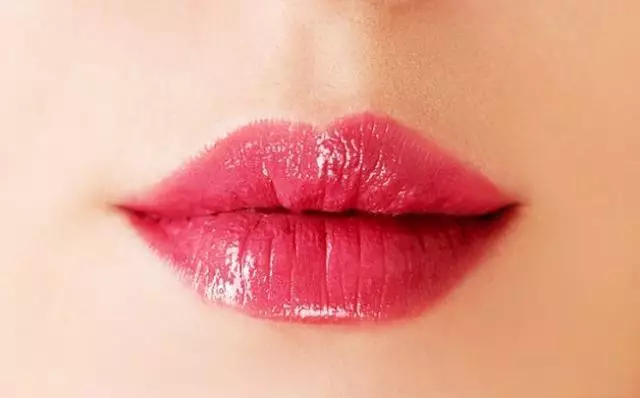 嘴唇看命運！「10種嘴唇對應10種性格」你是哪一種？