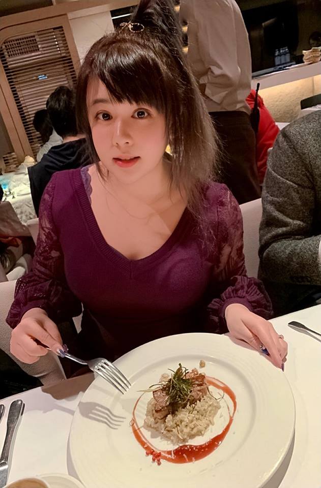 小小瑜自曝「被公婆當小孩寵」除夕被趕去睡午覺　嫁老公第二年「雙方父母一起圍爐」淚謝夫家