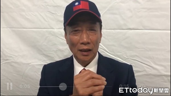 郭台銘老婆傳「再懷第4胎豬寶寶」？　夫妻倆沉默1天「親自出面回應」笑喊：真的很感動