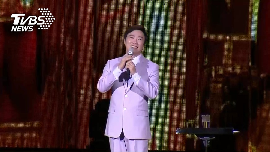 退休想當養雞王！費玉清唱《晚安曲》淚崩宣布封麥　哽咽吐心聲：「爸爸當年勸我休息，我現在後悔了…」
