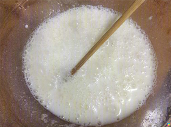 他不爽牛奶「每天被偷喝」決定要報復　自製「魔鬼辣椒調味乳」後隔天收到悔過書...忍不住笑噴！