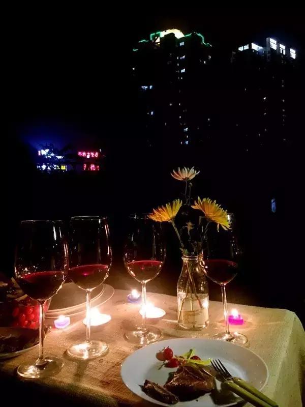 想省錢90後女子「大膽租下7千元舊屋」　神改造讓網友喊：拜託租給我