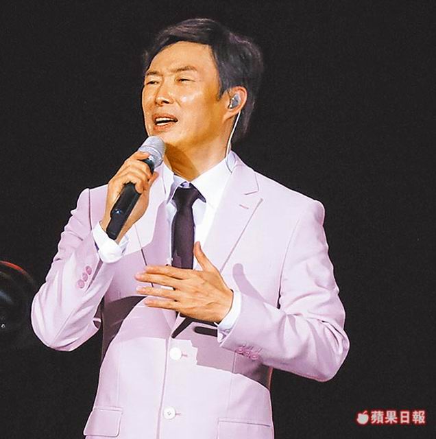 費玉清數十年如一日！ 同條皮帶「繫15年」不為節儉  因念舊「婉拒名牌贊助」：20年老師傅懂我