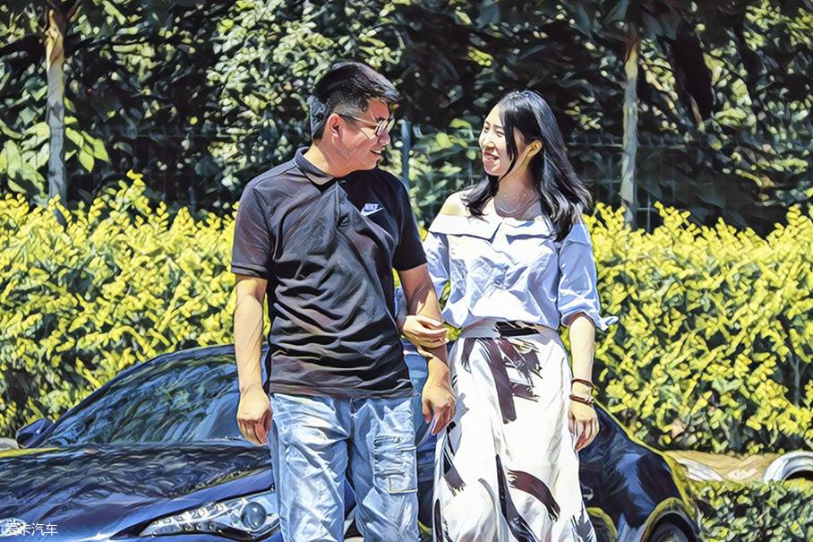 和未婚妻在公園約會，一怪小孩偷偷塞我張紙條，看完我立馬報了警