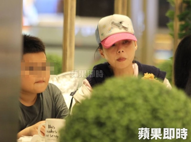 孫淑媚遭目擊「牽10歲男孩用餐」母愛全給他！38歲「兩次戀愛無疾而終」享受單身