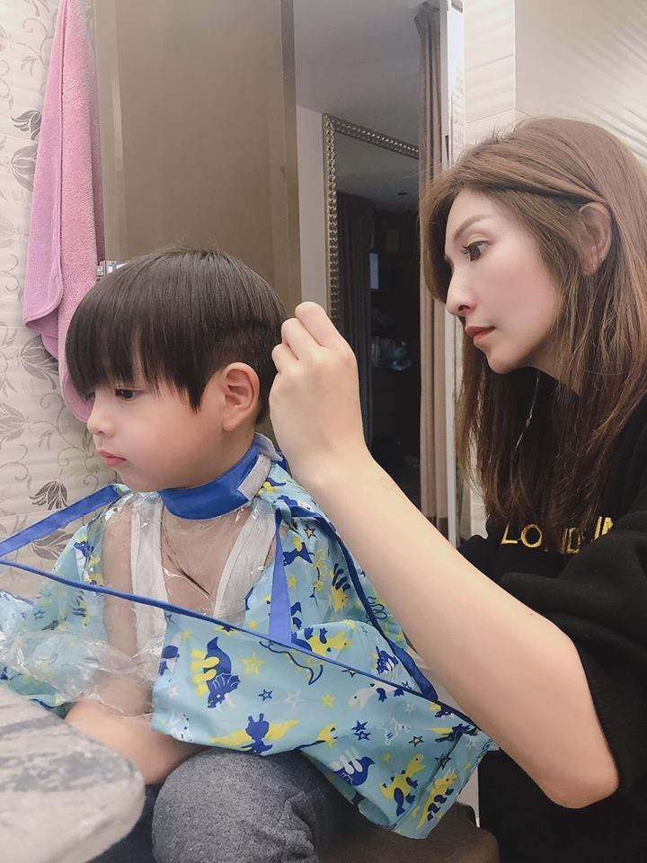 阿翔一秒崩潰！起大早送兒子上學「被老師一句話退回」　老婆發抖笑翻：「要被老爺休了！」