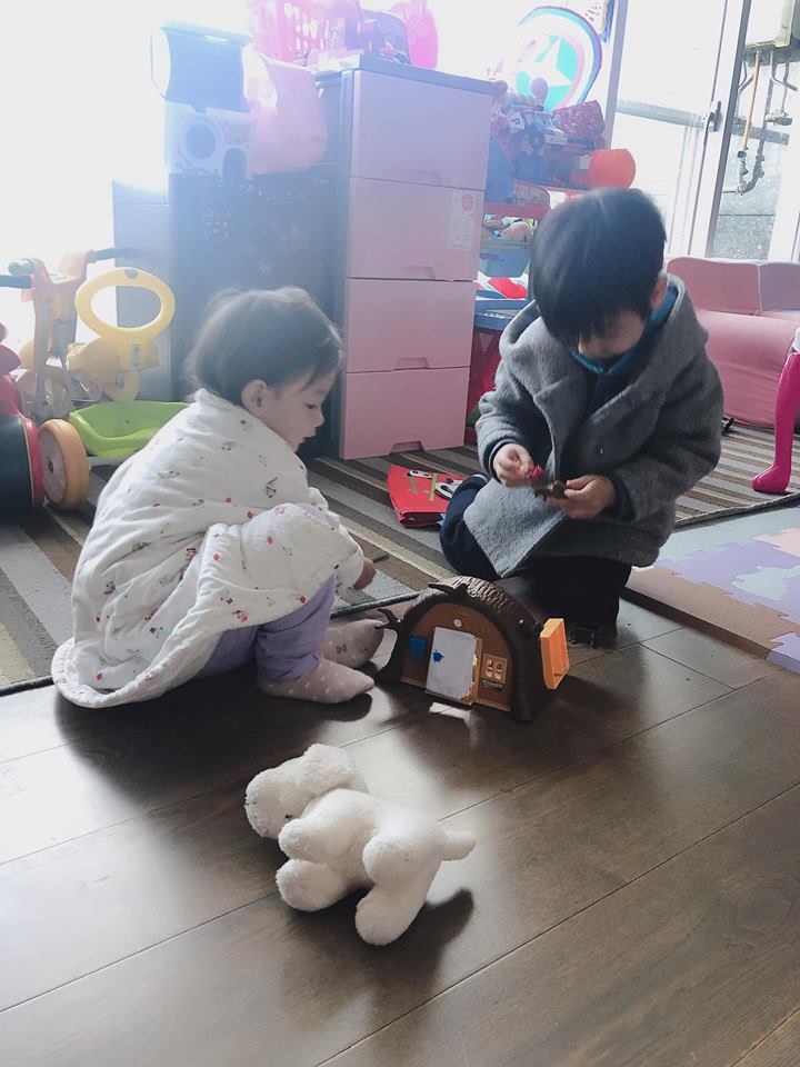 阿翔一秒崩潰！起大早送兒子上學「被老師一句話退回」　老婆發抖笑翻：「要被老爺休了！」