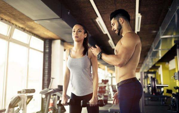 女上司看上老公要我開價，我毫不猶豫三百萬賣夫！幾個月後遇到前夫，他愣住了