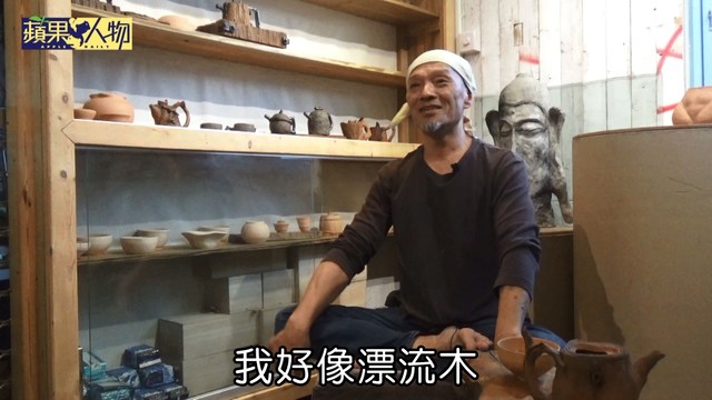 夜市ㄟ藝術家！浪子進出監所11年　痛定思痛「獄中學陶」如今作品威霸南韓