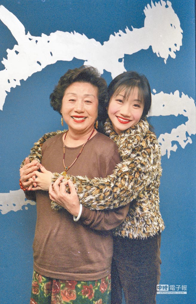 孝順是什麼？陶晶瑩看不慣母親「冰箱塞滿滿」　靠自己想通：拿錢回家不是孝！