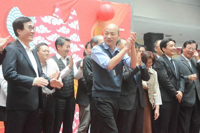 韓國瑜完了？他看一眼直言「只剩半年不到」　大膽預言「高雄要出大事了」