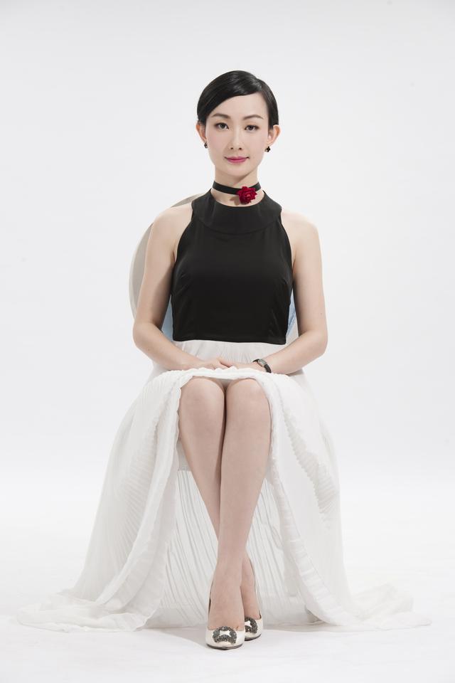 劉詩詩氣質那麼好，因為她比你會站！學會「詩詩站」，你也可以！