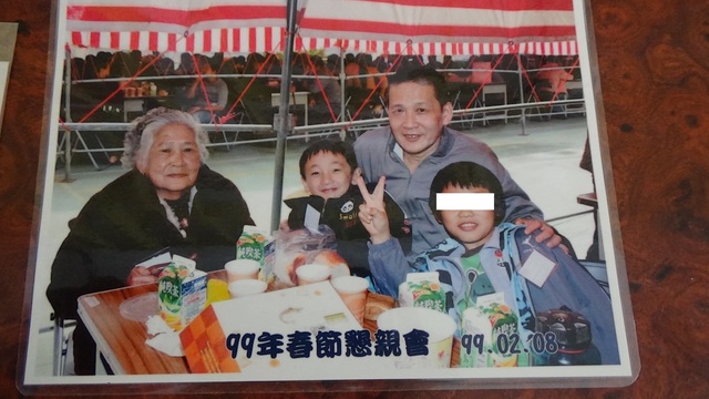 浪子被關16年兒16歲！ 妻「瞞懷孕」盼為他傳宗接代  「獄中捏陶」奪首獎20萬：只想讓兒子驕傲