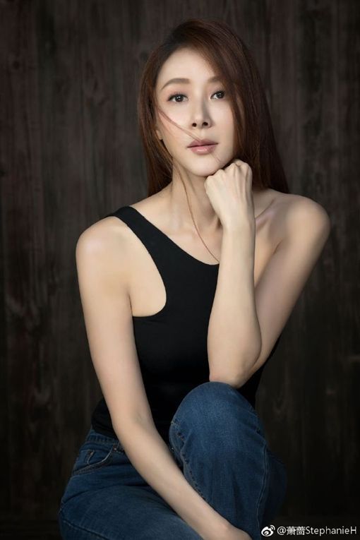 她曾是台灣第一美女！「談過12次戀愛」50歲仍單身　近況曝光：女人一個人也可以很好