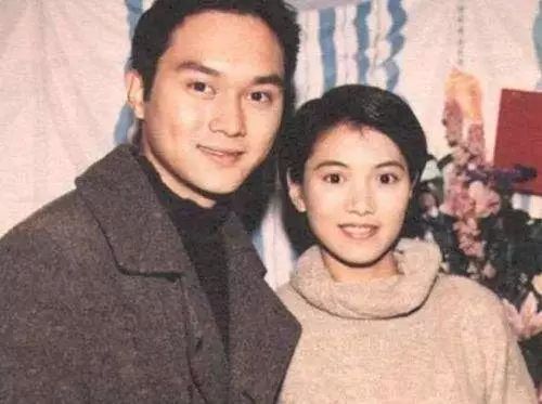 一直租房住，結婚18年終買房！張智霖袁詠儀9000萬豪宅意外曝光，比章子怡家還大！