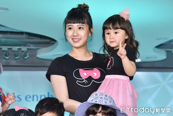 方志友「產後狂甩13KG」秘訣曝光!不藏私「公開四招」 全家福曝光兒女超萌