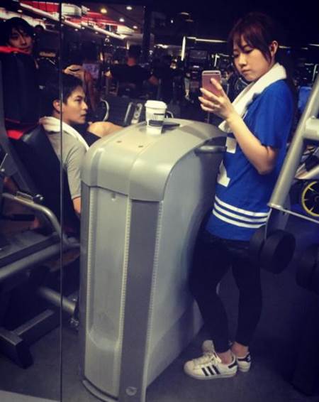 方志友「產後狂甩13KG」秘訣曝光!不藏私「公開四招」 全家福曝光兒女超萌