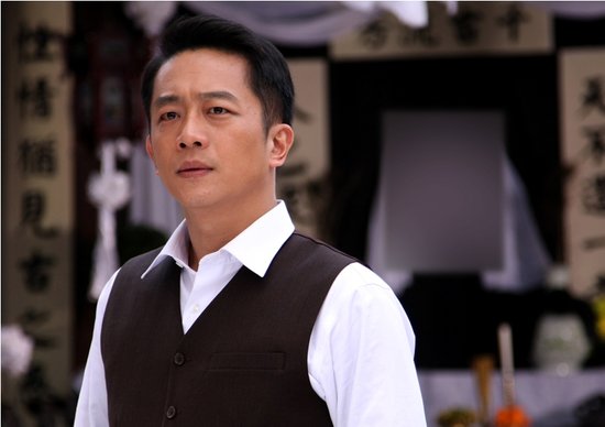 最正星二代出道！陳昭榮「18歲女兒曝光」引暴動　不靠爸「甘願當打雜妹」：被罵也感激