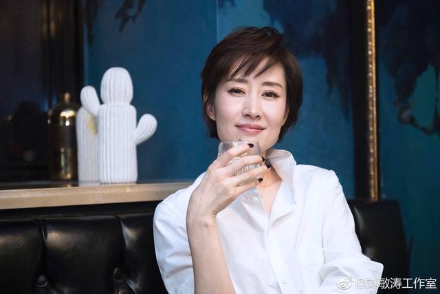 她事業巔峰息影 37歲離婚收場…40歲「中年叛逆」紅回演藝圈：女人找回自我多過癮！