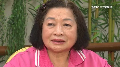 默默關心42年！連體嬰忠仁、忠義「親生爸媽不能接受」連夜逃走　無血緣媽媽「看著他們長大成人」不敢相認