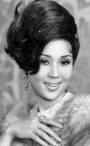 白嘉莉夫唱婦隨40年！丈夫走了淚崩「無法闔眼」 如今走出傷痛「0酬勞代言台中」為家鄉盡一份心力