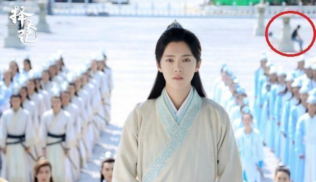 影視劇的穿幫鏡頭，看完笑出「豬」聲，請問導演你是用心的嗎？#古裝神劇，果然夠神