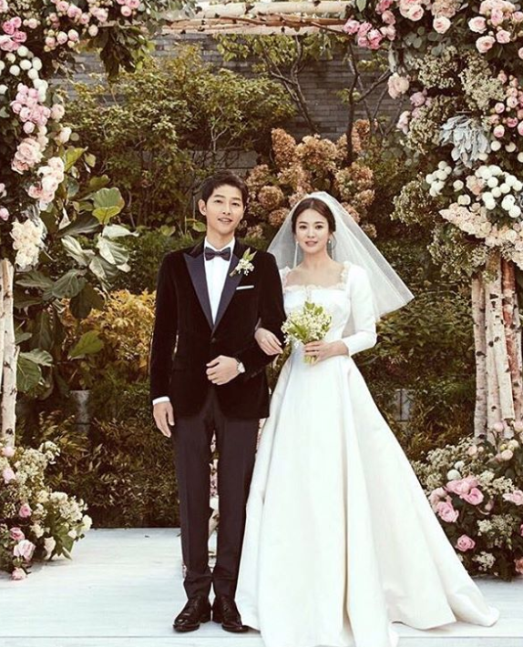 結婚1年爆婚變?宋慧喬驚傳「遭小三介入」 沈默多日現身「手上關鍵大亮點」粉絲心疼:饒了她吧