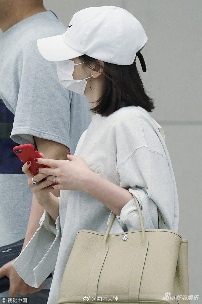 結婚1年爆婚變?宋慧喬驚傳「遭小三介入」 沈默多日現身「手上關鍵大亮點」粉絲心疼:饒了她吧