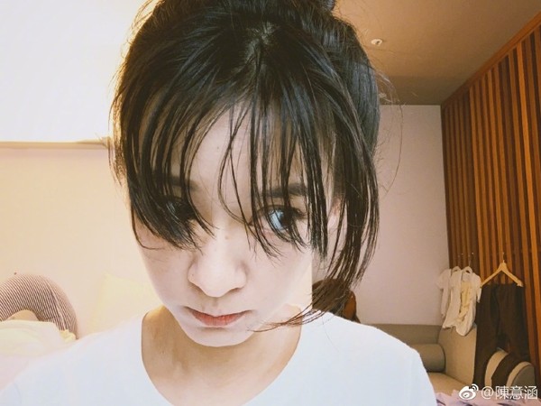 當了媽才懂...陳意涵「產後12天就崩潰」　PO出「比悲傷更悲傷的照片」網友一看秒懂：真的會哭出來