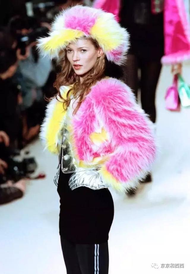 人有多自律，就能走多遠！一天工作16個小時，一年瘦42公斤，他對自己的狠讓世人都服氣！