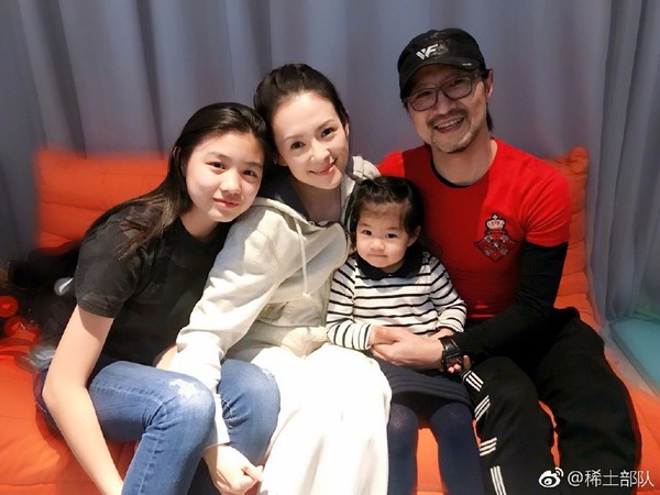 章子怡曝後母心聲！ 猶記初見14歲繼女「一見面就喊媽媽」早熟心靈讓她坦言：很心疼「小蘋果」
